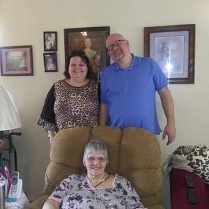 Meet your Posher, Lisa